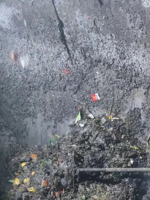 陵川污水池清理